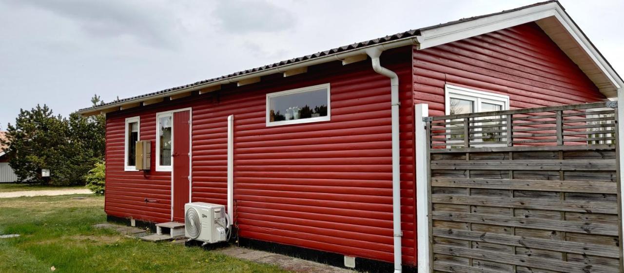 Charmerende Sommerhus I Øster Hurup Exterior foto